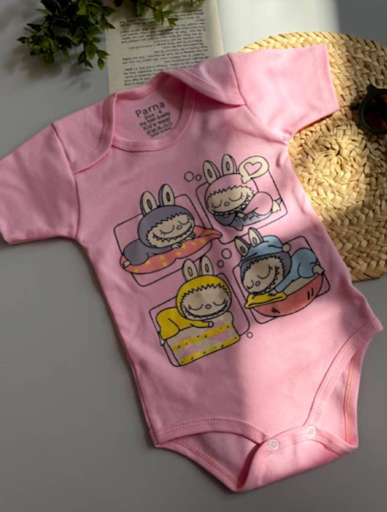 زیردکمه آستین کوتاه صورتی طرح لبوبو